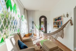 Casa com 500m², 3 dormitórios no bairro Petrópolis em Porto Alegre para Alugar