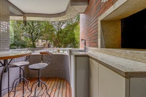 Apartamento com 150m², 2 dormitórios no bairro Petrópolis em Porto Alegre para Alugar