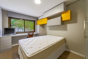 Apartamento com 150m², 2 dormitórios no bairro Petrópolis em Porto Alegre para Alugar
