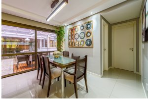 Apartamento com 150m², 2 dormitórios no bairro Petrópolis em Porto Alegre para Alugar