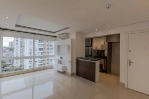 Apartamento com 79m², 2 dormitórios no bairro Passo da Areia em Porto Alegre para Alugar