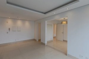 Apartamento com 79m², 2 dormitórios no bairro Passo da Areia em Porto Alegre para Alugar