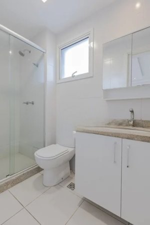 Apartamento com 79m², 2 dormitórios no bairro Passo da Areia em Porto Alegre para Alugar