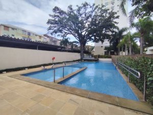 Apartamento com 85m², 2 dormitórios no bairro Jardim Lindóia em Porto Alegre para Alugar
