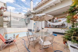 Casa em Condomínio com 324m², 3 dormitórios no bairro Três Figueiras em Porto Alegre para Alugar