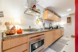 Casa em Condomínio com 324m², 3 dormitórios no bairro Três Figueiras em Porto Alegre para Alugar