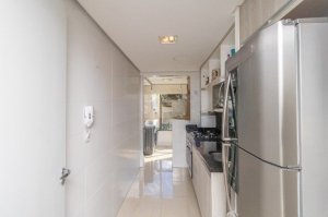 Apartamento com 80m², 2 dormitórios no bairro Petrópolis em Porto Alegre para Alugar