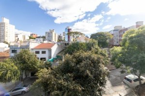 Apartamento com 80m², 2 dormitórios no bairro Petrópolis em Porto Alegre para Alugar