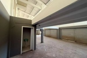 Loja com 371m² no bairro Floresta em Porto Alegre para Alugar