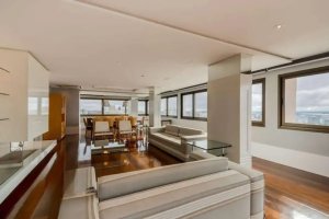 Apartamento com 600m², 4 dormitórios no bairro Mont Serrat em Porto Alegre para Alugar