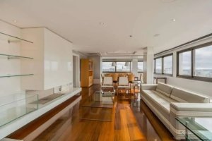 Apartamento com 600m², 4 dormitórios no bairro Mont Serrat em Porto Alegre para Alugar