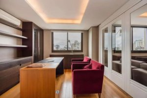 Apartamento com 600m², 4 dormitórios no bairro Mont Serrat em Porto Alegre para Alugar