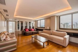 Apartamento com 600m², 4 dormitórios no bairro Mont Serrat em Porto Alegre para Alugar