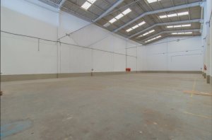 Pavilhão com 1.033m² no bairro Anchieta em Porto Alegre para Alugar