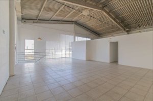 Pavilhão com 1.033m² no bairro Anchieta em Porto Alegre para Alugar