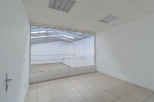 Pavilhão com 1.033m² no bairro Anchieta em Porto Alegre para Alugar