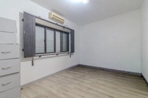 Pavilhão com 890m² no bairro Partenon em Porto Alegre para Alugar