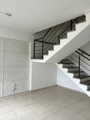 Galpão com 550m² no bairro Sarandi em Porto Alegre para Alugar