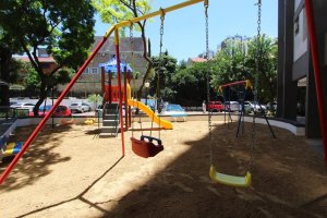 Apartamento com 191m², 4 dormitórios no bairro Boa Vista em Porto Alegre para Alugar