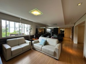 Apartamento com 191m², 4 dormitórios no bairro Boa Vista em Porto Alegre para Alugar