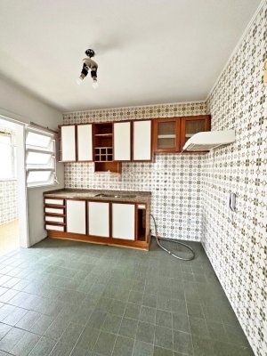 Apartamento com 112m², 3 dormitórios no bairro Petrópolis em Porto Alegre para Alugar