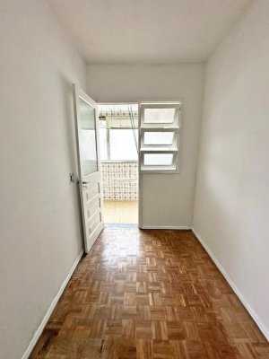 Apartamento com 112m², 3 dormitórios no bairro Petrópolis em Porto Alegre para Alugar