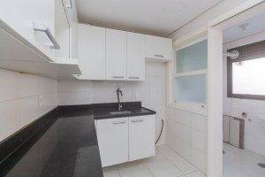 Apartamento com 79m², 2 dormitórios no bairro Higienópolis em Porto Alegre para Alugar
