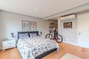 Casa em Condomínio com 324m², 4 dormitórios no bairro Três Figueiras em Porto Alegre para Alugar