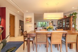 Casa em Condomínio com 324m², 4 dormitórios no bairro Três Figueiras em Porto Alegre para Alugar