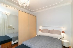 Apartamento com 72m², 2 dormitórios no bairro Centro Histórico em Porto Alegre para Alugar