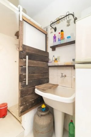 Apartamento com 72m², 2 dormitórios no bairro Centro Histórico em Porto Alegre para Alugar