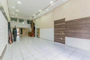 Loja com 150m² no bairro Vila Jardim em Porto Alegre para Alugar