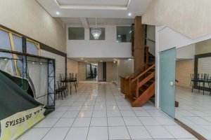 Loja com 150m² no bairro Vila Jardim em Porto Alegre para Alugar