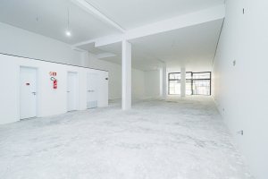 Prédio Comercial com 1.000m² no bairro Petrópolis em Porto Alegre para Alugar