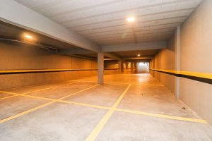 Prédio Comercial com 1.000m² no bairro Petrópolis em Porto Alegre para Alugar