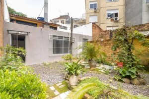 Casa comercial com 270m² no bairro Azenha em Porto Alegre para Alugar