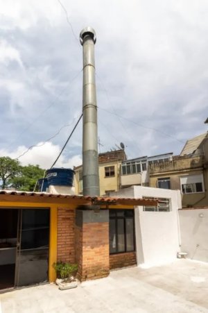 Casa comercial com 270m² no bairro Azenha em Porto Alegre para Alugar