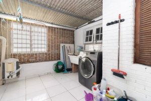 Casa comercial com 270m² no bairro Azenha em Porto Alegre para Alugar