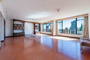 Apartamento com 207m², 4 dormitórios no bairro Centro Histórico em Porto Alegre para Comprar