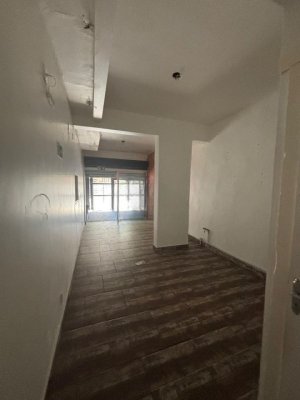 Loja com 72m² no bairro Cidade Baixa em Porto Alegre para Alugar