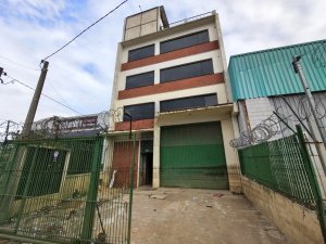 Prédio Comercial com 533m² no bairro Navegantes em Porto Alegre para Alugar