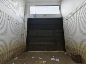 Prédio Comercial com 533m² no bairro Navegantes em Porto Alegre para Alugar