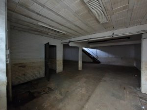 Prédio Comercial com 533m² no bairro Navegantes em Porto Alegre para Alugar