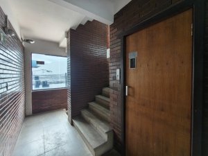 Prédio Comercial com 533m² no bairro Navegantes em Porto Alegre para Alugar