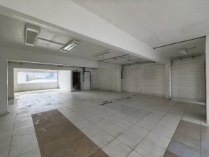 Prédio Comercial com 533m² no bairro Navegantes em Porto Alegre para Alugar