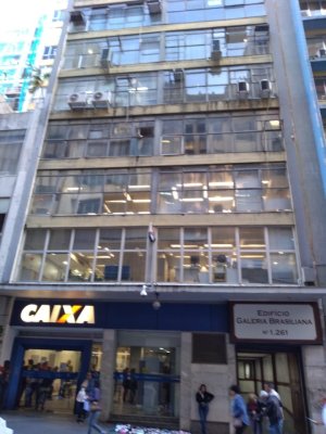 Salas/Conjuntos com 35m² no bairro Centro Histórico em Porto Alegre para Alugar