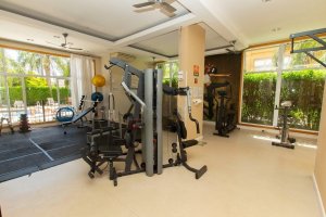 Apartamento com 157m², 3 dormitórios no bairro Jardim Europa em Porto Alegre para Alugar