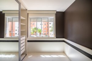 Apartamento com 157m², 3 dormitórios no bairro Jardim Europa em Porto Alegre para Alugar