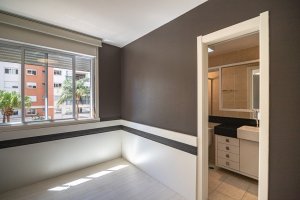 Apartamento com 157m², 3 dormitórios no bairro Jardim Europa em Porto Alegre para Alugar