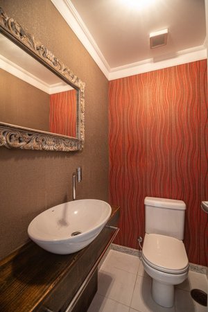 Apartamento com 157m², 3 dormitórios no bairro Jardim Europa em Porto Alegre para Alugar